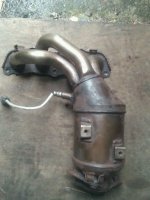 exhaust manifold YRV.JPG